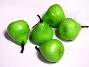 Груша декоративна, 3х3,5 см, ЗЕЛЕНА